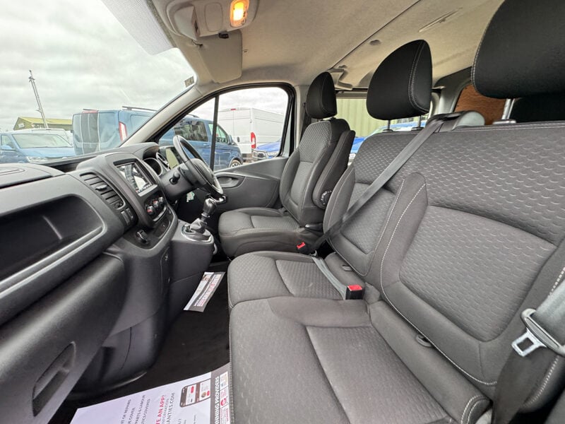 Used Vauxhall Vivaro 2018 for sale - 77375883: Photo 15