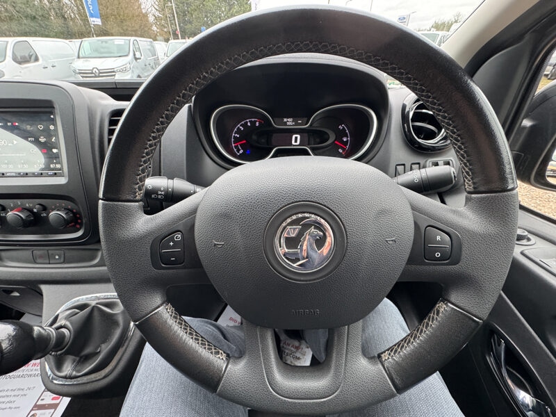 Used Vauxhall Vivaro 2018 for sale - 77375883: Photo 20