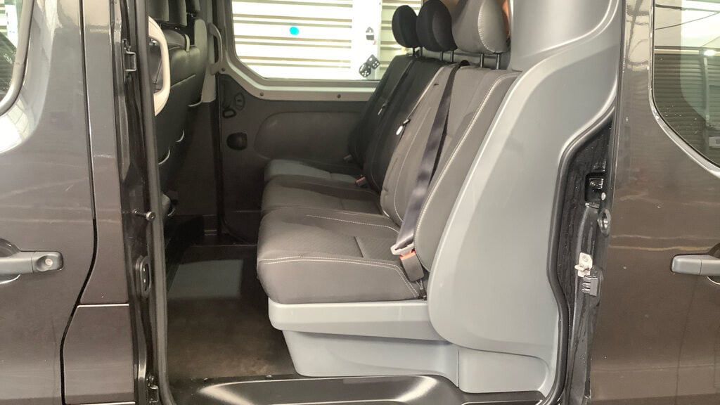 Used Vauxhall Vivaro 2018 for sale - 77375883: Photo 8