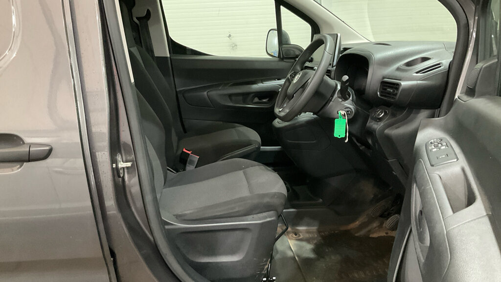 Used Vauxhall Combo 2023 for sale - 77915557: Photo 10