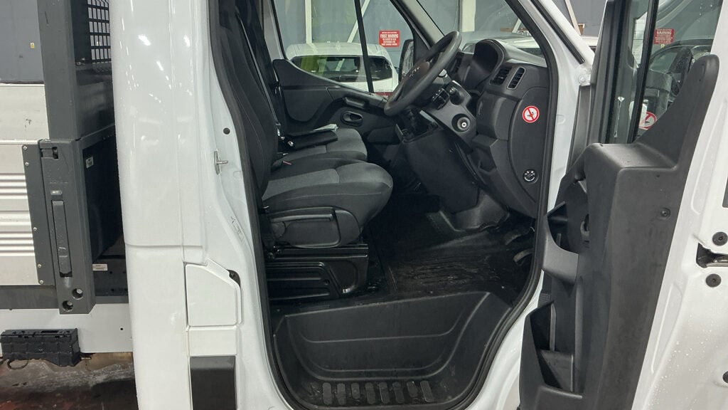 Used Nissan Interstar 2023 for sale - 77431172: Photo 9