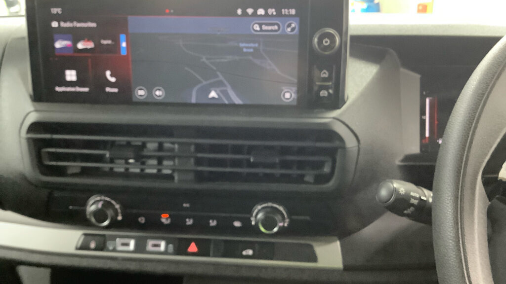 Used Vauxhall Vivaro 2024 for sale - 77363365: Photo 11