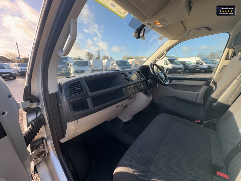 Used Volkswagen Transporter 2018 for sale - 77041973: Photo 14