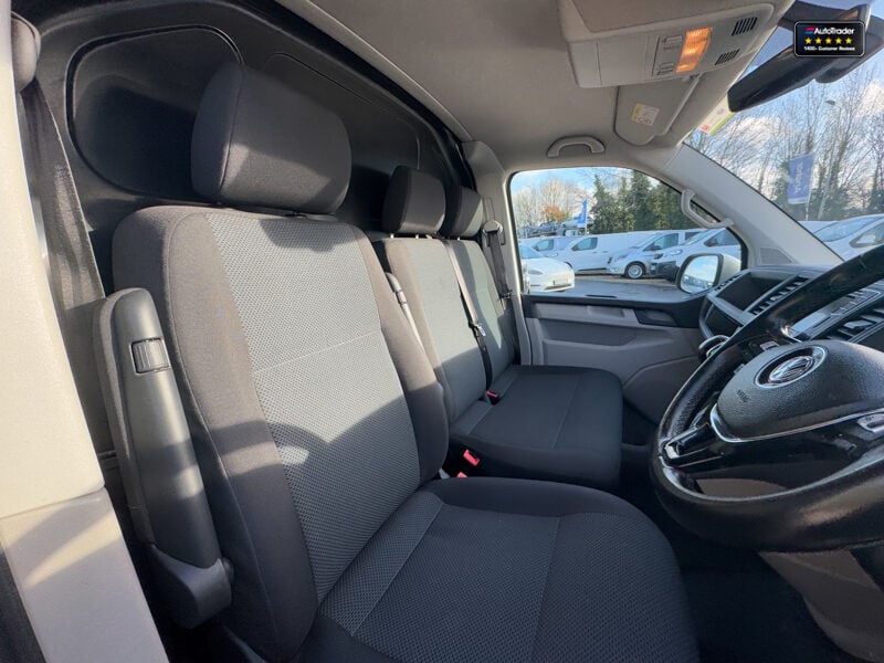 Used Volkswagen Transporter 2018 for sale - 77041973: Photo 16