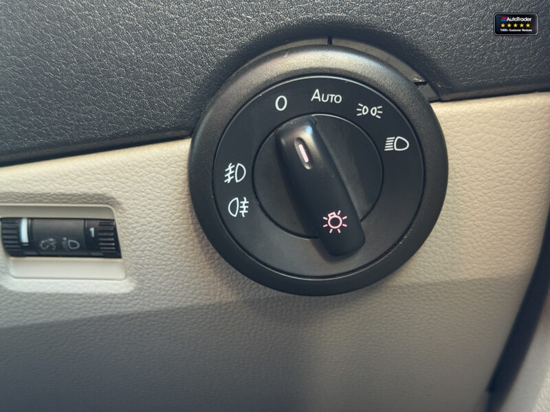 Used Volkswagen Transporter 2018 for sale - 77041973: Photo 24