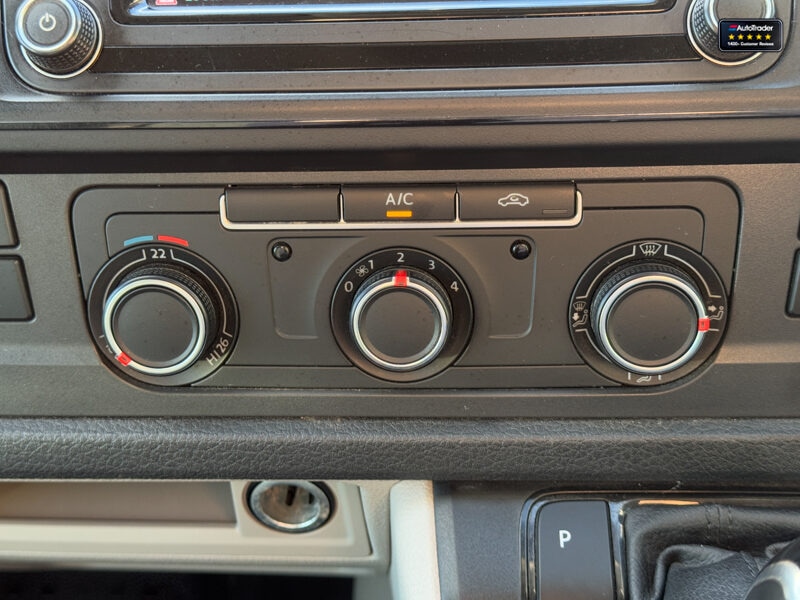 Used Volkswagen Transporter 2018 for sale - 77041973: Photo 36