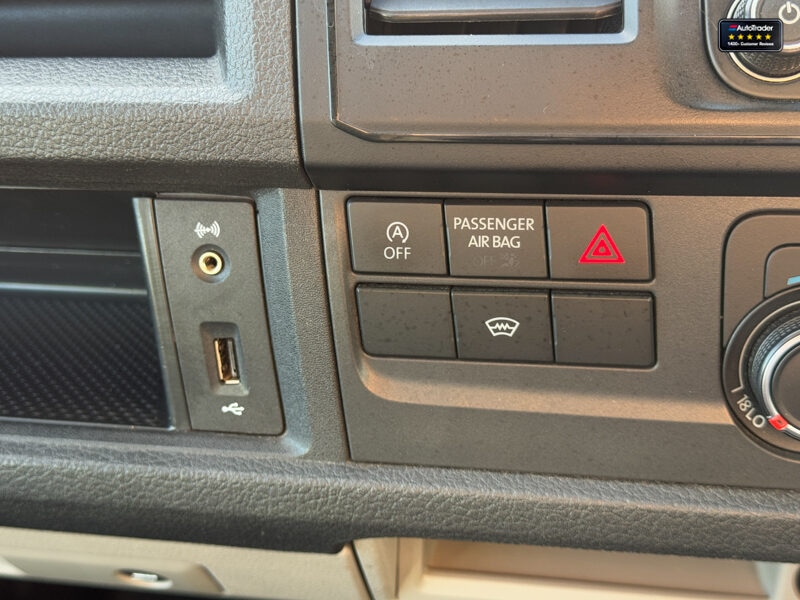 Used Volkswagen Transporter 2018 for sale - 77041973: Photo 37