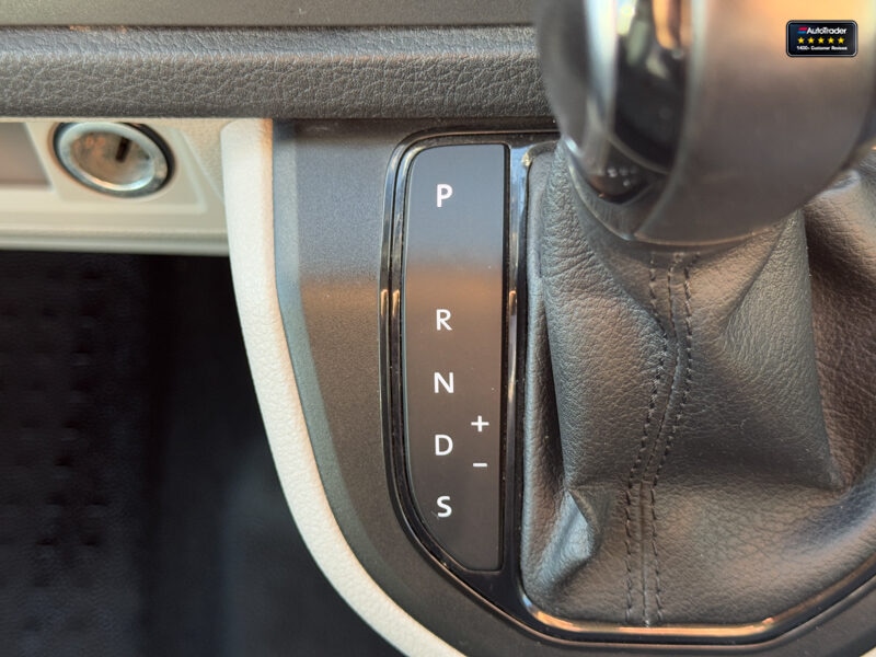 Used Volkswagen Transporter 2018 for sale - 77041973: Photo 38