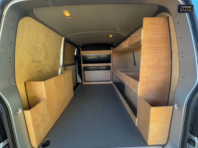 Used Volkswagen Transporter 2018 for sale - 77041973: Photo 9