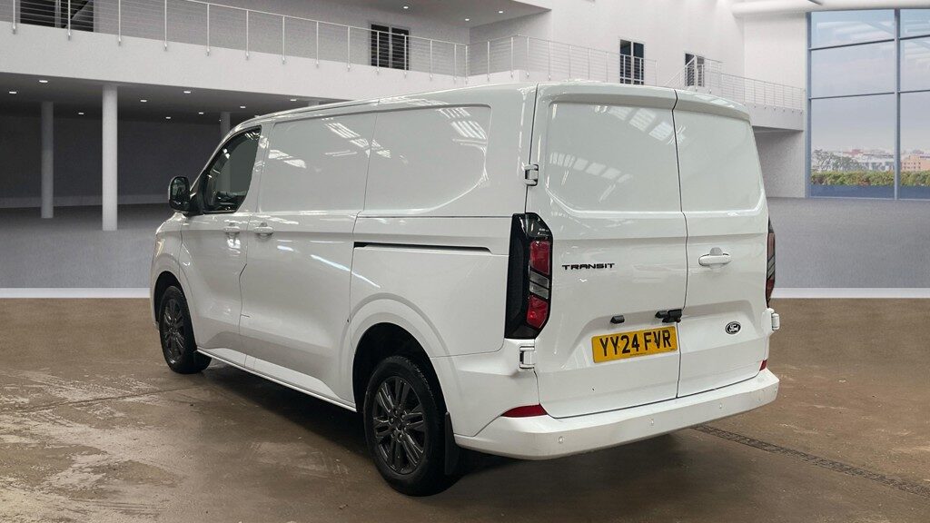 Used Ford Transit Custom 2024 for sale - 77758813: Photo 6