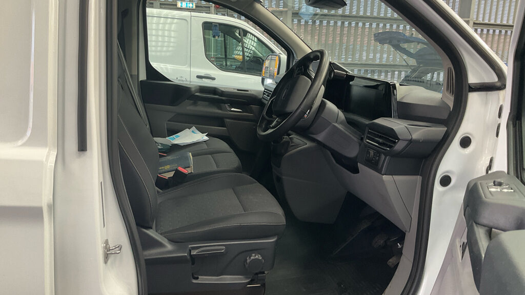 Used Ford Transit Custom 2024 for sale - 77758813: Photo 9