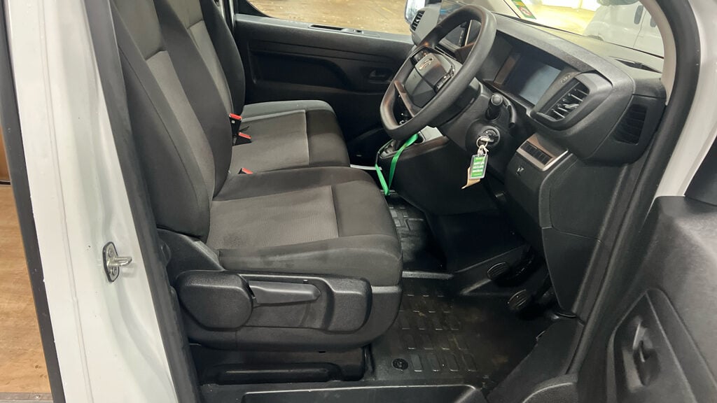 Used Vauxhall Vivaro 2024 for sale - 77431179: Photo 15