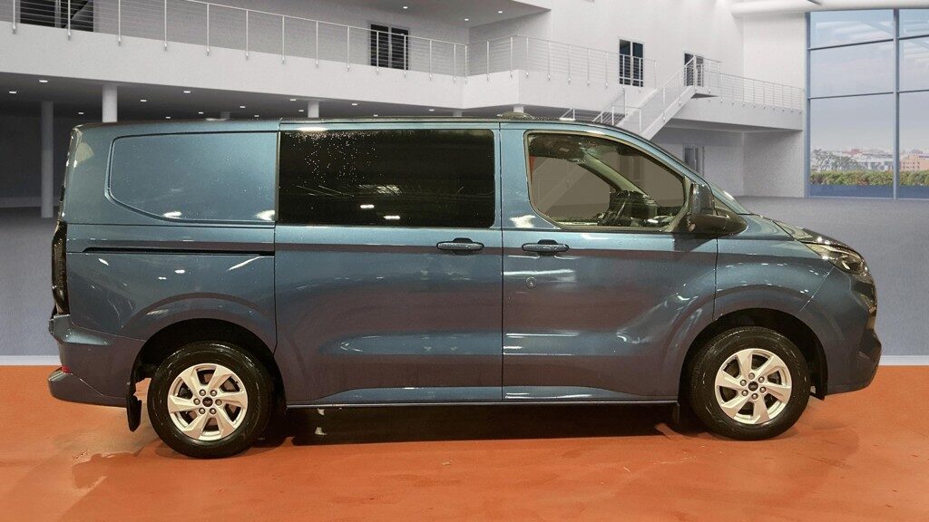 Used Ford Transit Custom 2024 for sale - 77675559: Photo 3