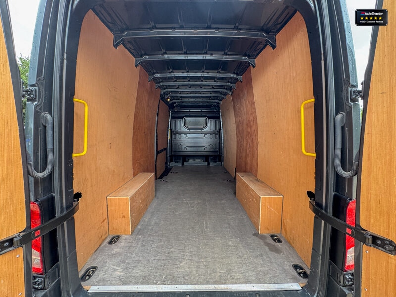 Used Volkswagen Crafter 2023 for sale - 77041908: Photo 9