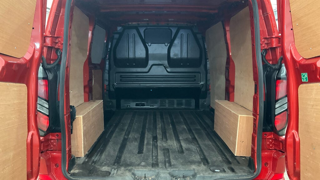 Used Ford Transit Custom 2024 for sale - 78070110: Photo 5