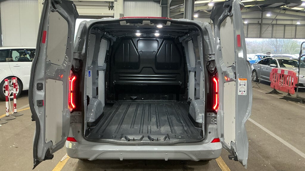 Used Ford Transit Custom 2025 for sale - 78070132: Photo 5