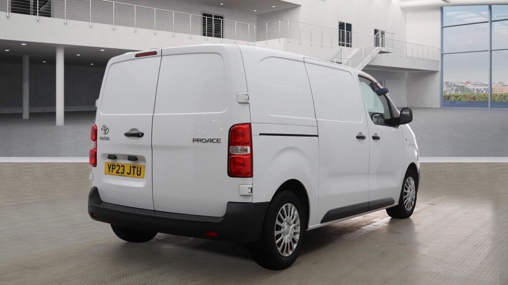 Used Toyota ProAce 2023 for sale - 77223195: Photo 4