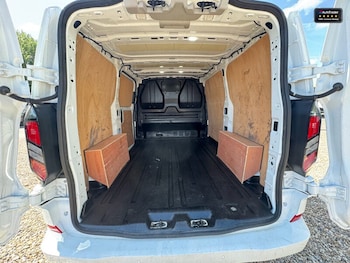 Used Ford Transit Custom 2024 for sale - 77037229: Photo