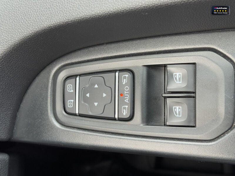 Used Renault Trafic 2023 for sale - 77042090: Photo 24