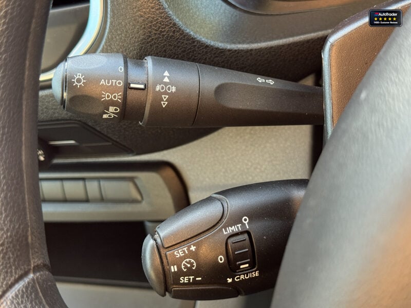 Used Vauxhall Vivaro 2021 for sale - 77041742: Photo 18