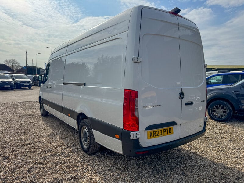 Used Mercedes-Benz Sprinter 2023 for sale - 77593158: Photo 10