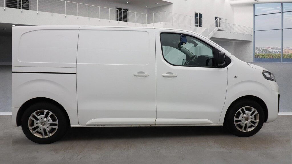 Used Vauxhall Vivaro 2022 for sale - 77296667: Photo 3