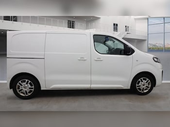 Used Vauxhall Vivaro 2022 for sale - 77296667: Photo