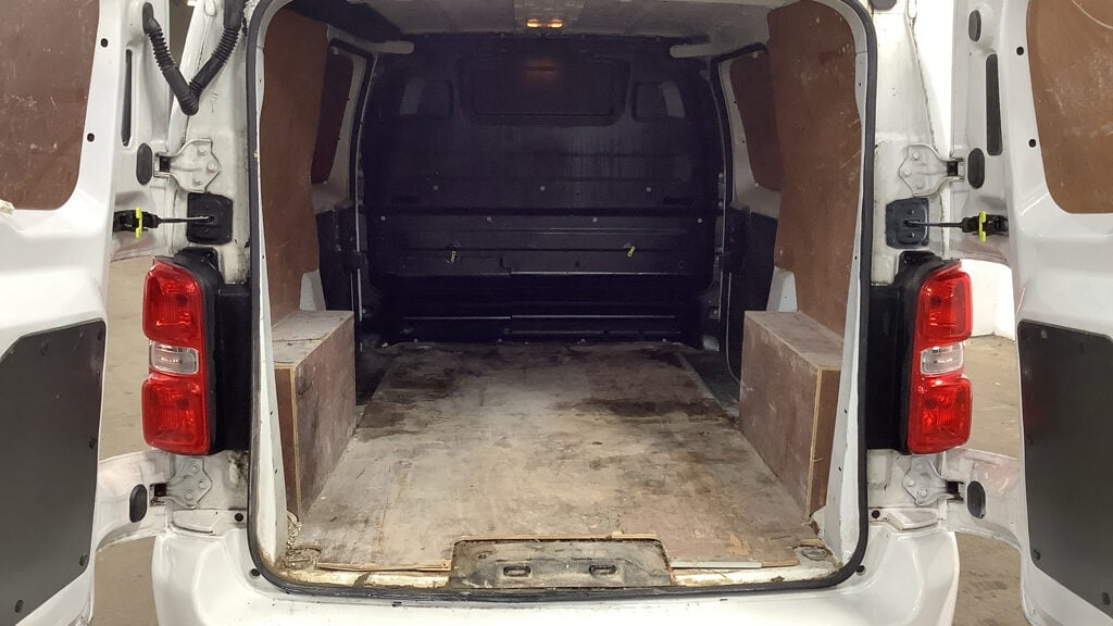 Used Vauxhall Vivaro 2022 for sale - 77296667: Photo 5