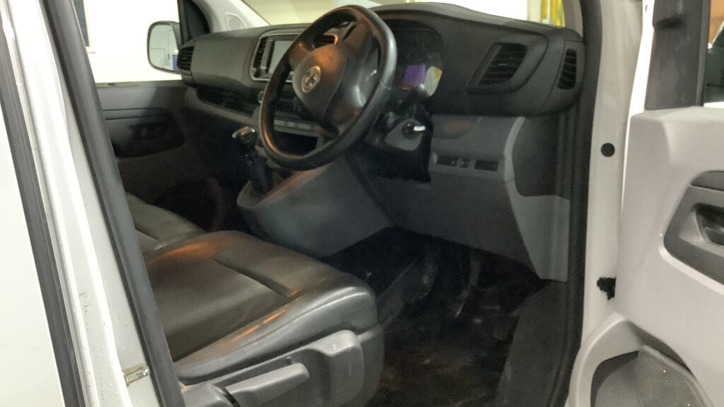 Used Vauxhall Vivaro 2022 for sale - 77296667: Photo 9