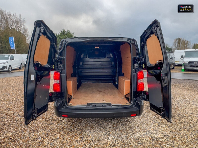 Used Vauxhall Vivaro 2023 for sale - 77042041: Photo 8