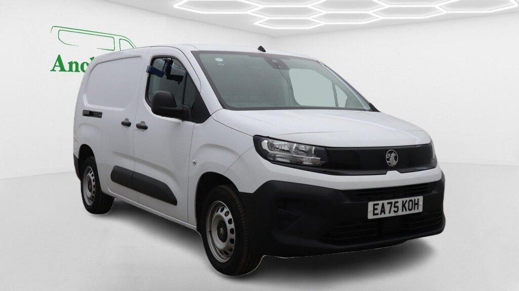 Used Vauxhall Combo 2025 for sale - 78097901: Photo 2