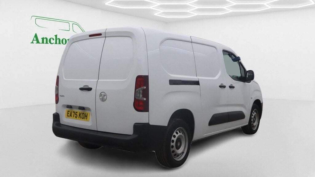 Used Vauxhall Combo 2025 for sale - 78097901: Photo 4