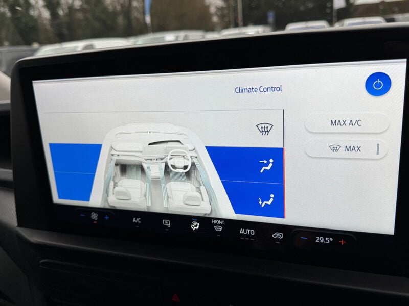 Used Ford Transit Custom 2024 for sale - 77363356: Photo 33