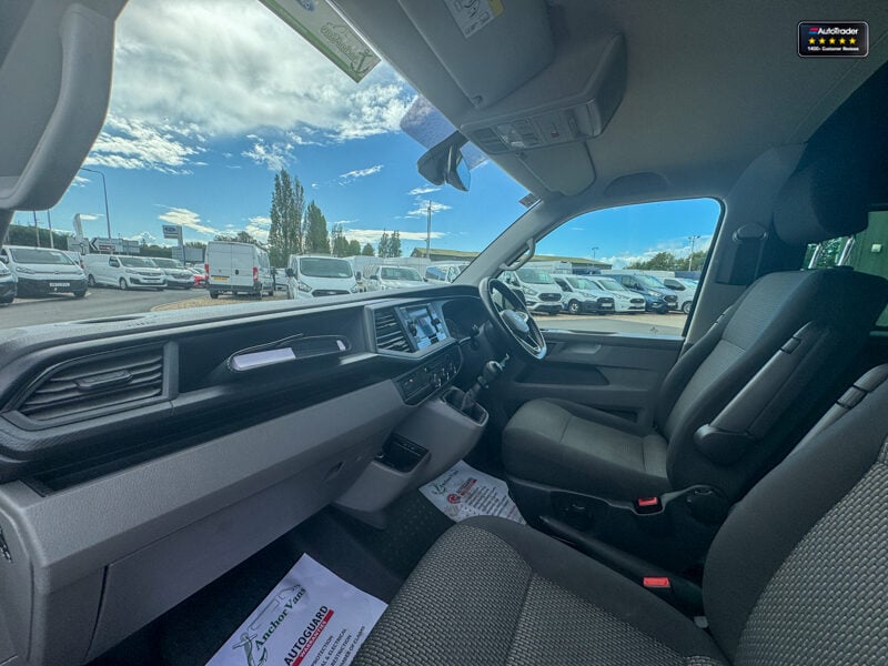 Used Volkswagen Transporter 2023 for sale - 77042086: Photo 14