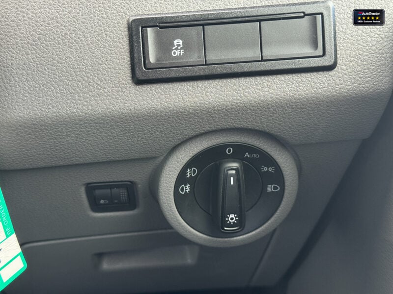 Used Volkswagen Transporter 2023 for sale - 77042086: Photo 24