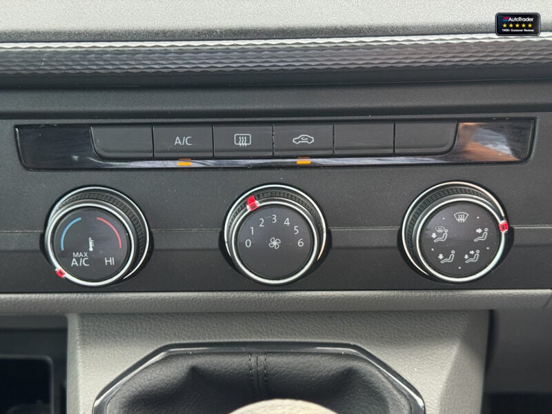 Used Volkswagen Transporter 2023 for sale - 77042086: Photo 35