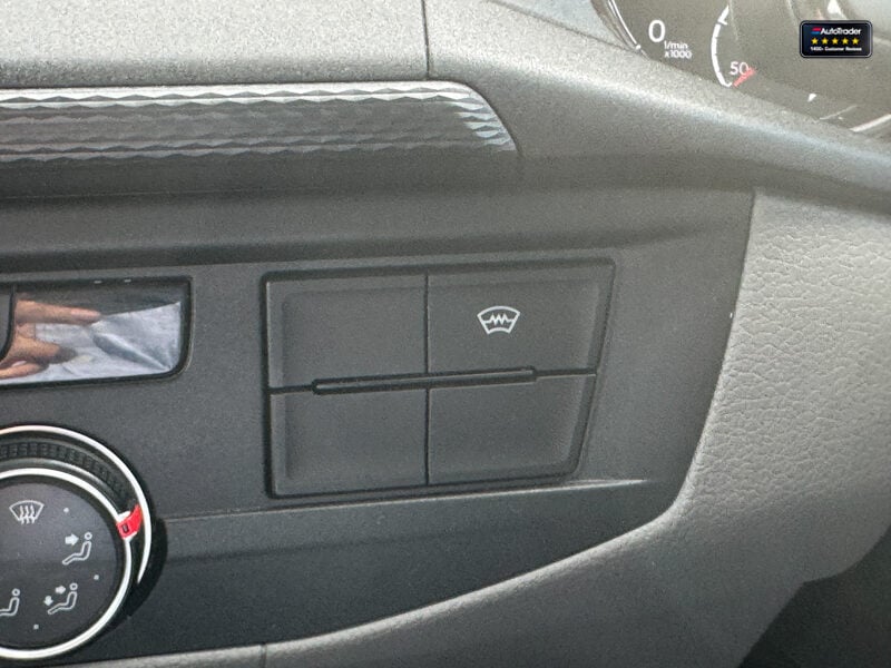 Used Volkswagen Transporter 2023 for sale - 77042086: Photo 37