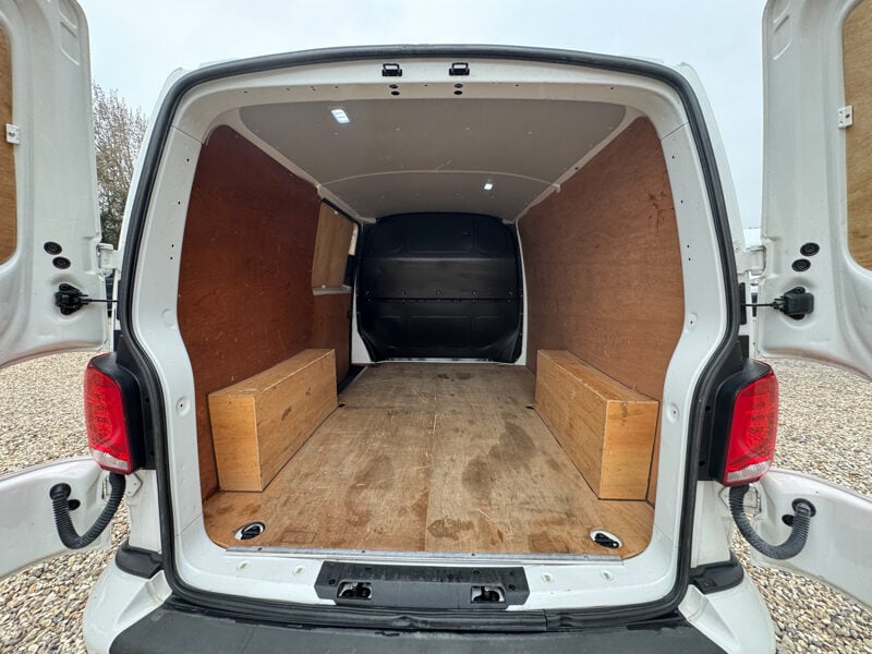 Used Volkswagen Transporter 2020 for sale - 77675571: Photo 9