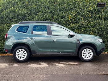 Used Dacia Duster 2023 for sale - 75898159: Photo
