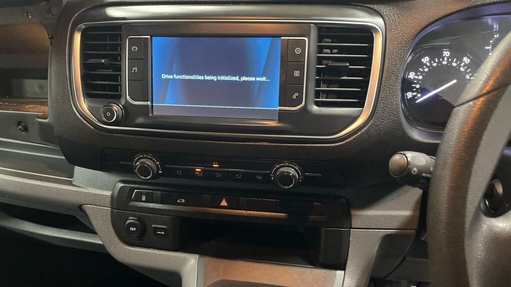 Used Peugeot Expert 2022 for sale - 77675558: Photo 11