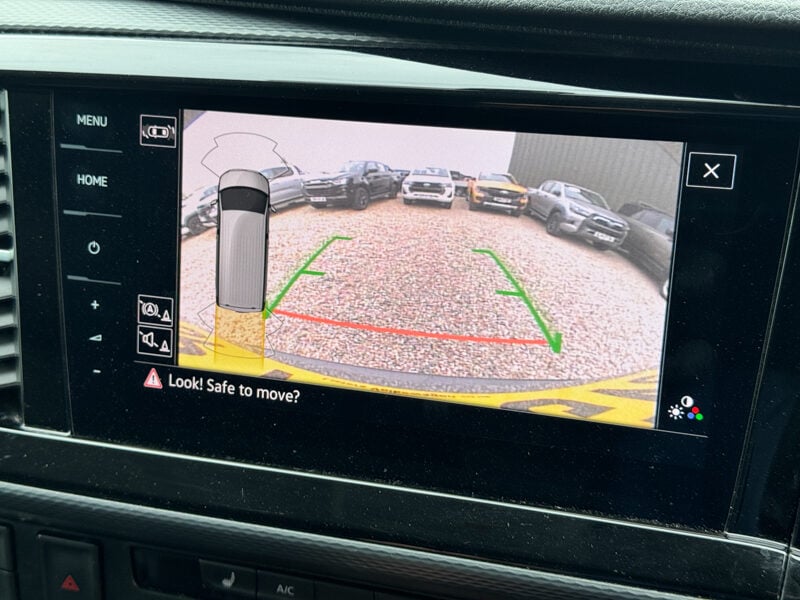 Used Volkswagen Transporter 2024 for sale - 78198293: Photo 38