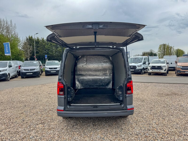 Used Volkswagen Transporter 2024 for sale - 78198293: Photo 8