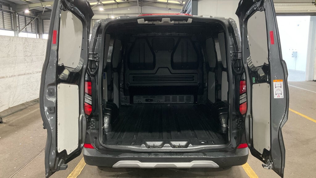 Used Ford Transit Custom 2025 for sale - 77945523: Photo 5