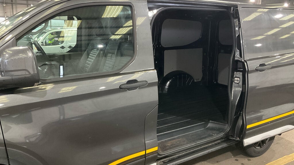 Used Ford Transit Custom 2025 for sale - 77945523: Photo 8