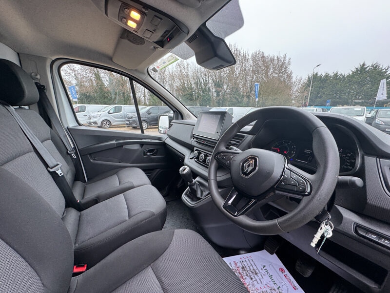 Used Renault Trafic 2023 for sale - 77541490: Photo 15