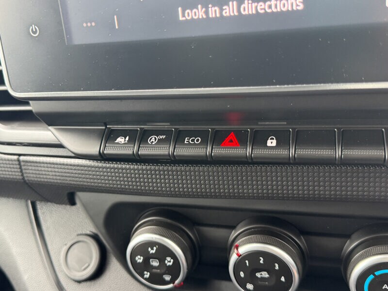 Used Renault Trafic 2023 for sale - 77541490: Photo 38