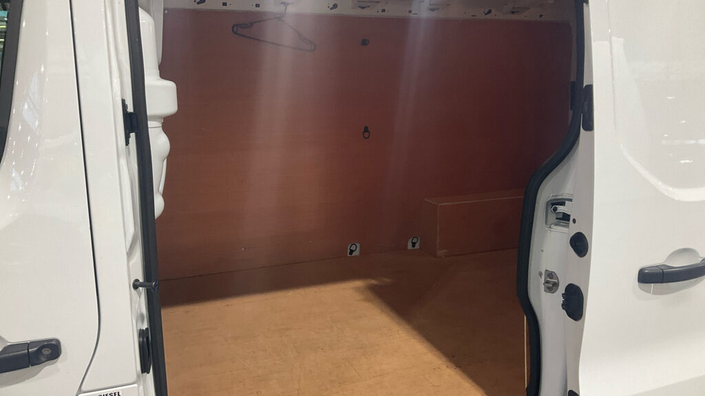 Used Renault Trafic 2023 for sale - 77541490: Photo 8