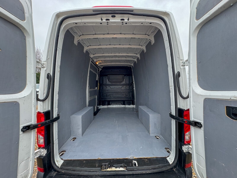 Used Volkswagen Crafter 2024 for sale - 77431189: Photo 9