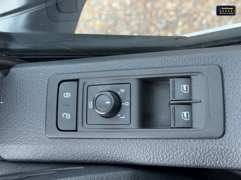 Used Volkswagen Transporter 2019 for sale - 77042043: Photo 23