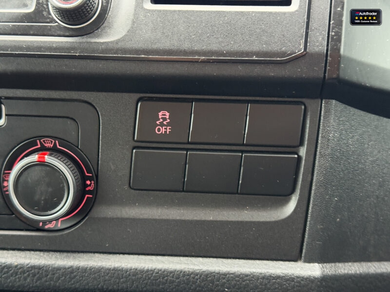 Used Volkswagen Transporter 2019 for sale - 77042043: Photo 34